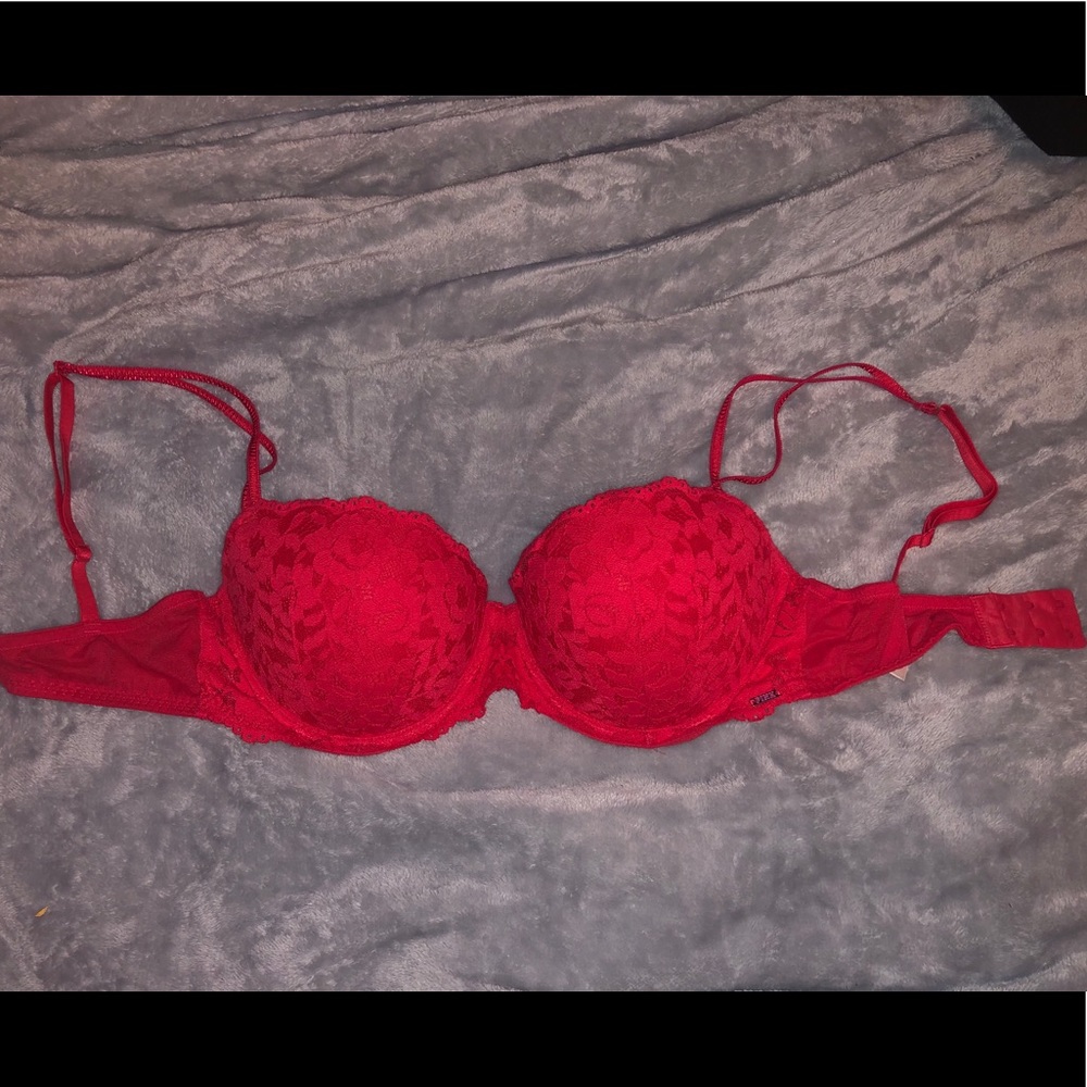 Pink Victoria’s Secret Date Bra